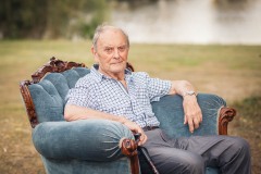 portrait-grand-pere-mariee-fauteuil-mariage-vienne