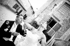 mariage-couple-bulles-savon-beaujolais-lyon-lacenas