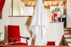 robe-mariee-chambre-chateau-mar-jongieux-mariage-chambery