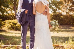 couple-uni-seance-jardin-chateau-mariage-glamour-vienne